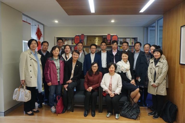 SJTU's Renji Hospital visits UNSW and meets with startup founders